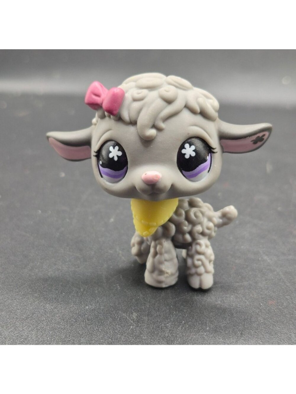 Littlest Pet Shop #477 Gray Lamb W/ Pink Bow Yellow Scarf Toy Figure